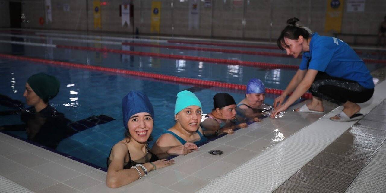 Engelleri sporla aşıyorlar