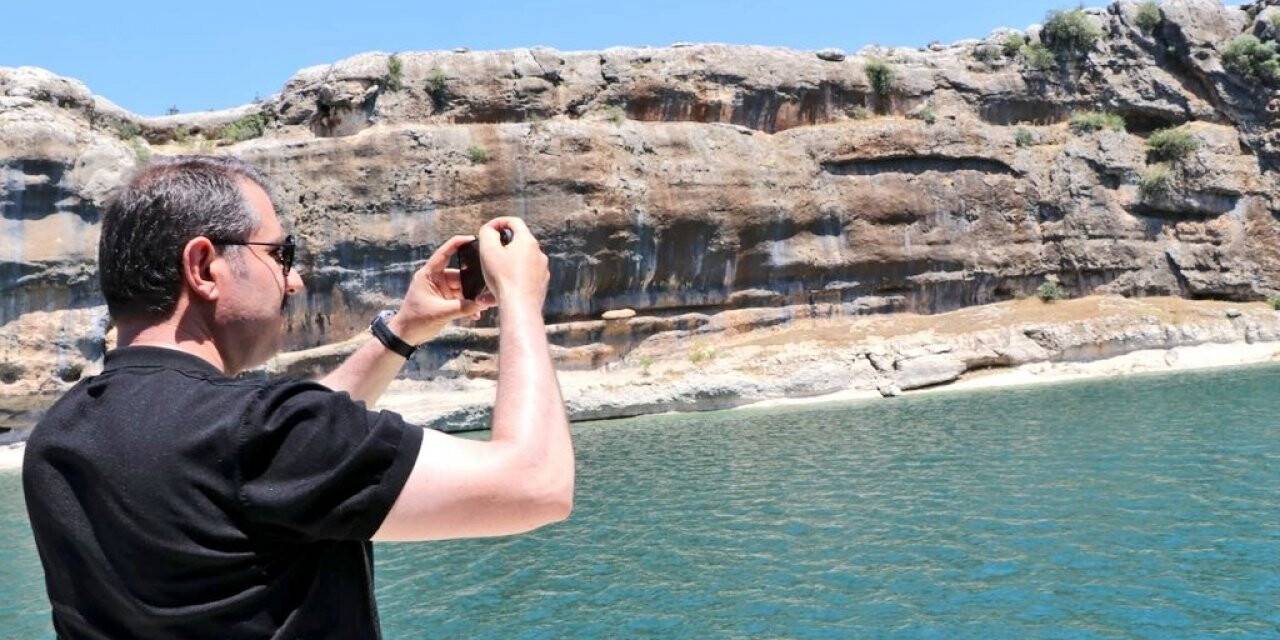 Vali Ayhan turizm için kolları sıvadı