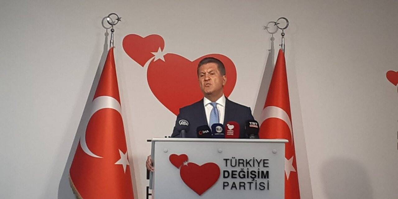 TDP Genel Başkanı Sarıgül: “15 Temmuz’un siyasi ayağı, 28 Şubat’ın medya ayağıdır”