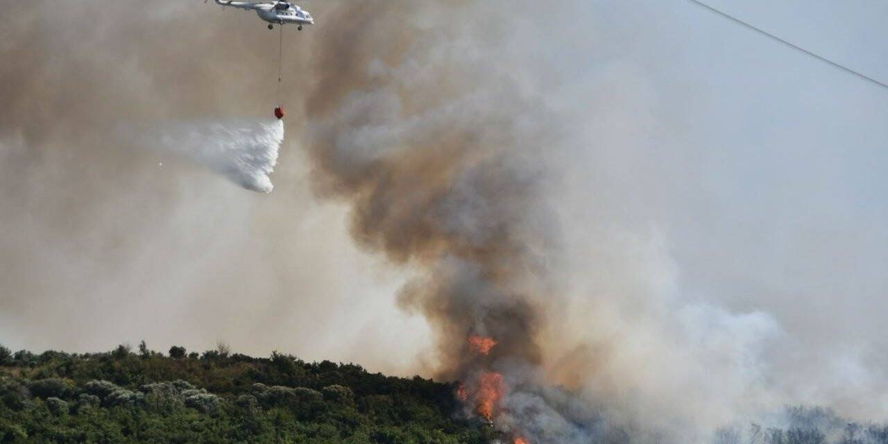 Ekipler seferber oldu, yangın kontrol altına alındı