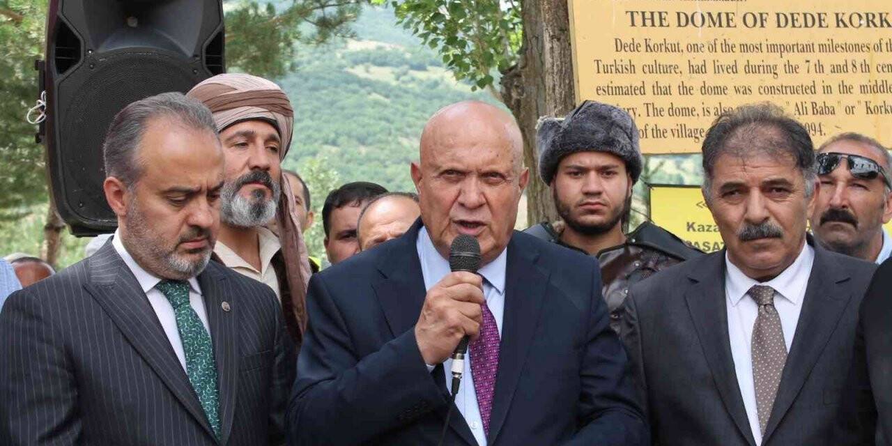 Bayburt Dede Korkut Uluslararası Kültür ve Sanat Şöleni renkli görüntülerle başladı