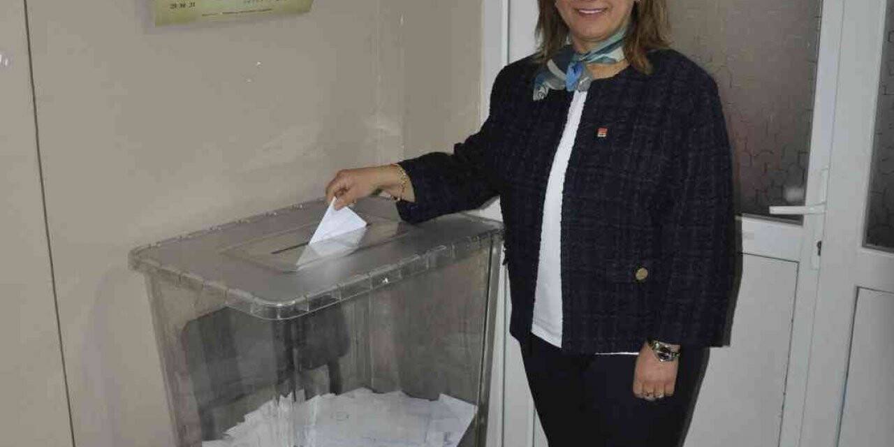 CHP Muratlı Kadın Kolları Başkanı istifa etti