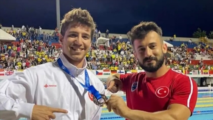 Milli su altı sporcusu Derin Toparlak'tan Paletli Yüzme Dünya Şampiyonası'nda bronz madalya