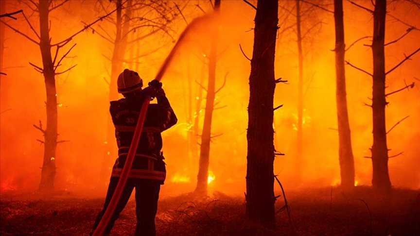 Fransa'da Gironde'daki yangınlar, 10'uncu gününde hala kontrol altına alınamadı