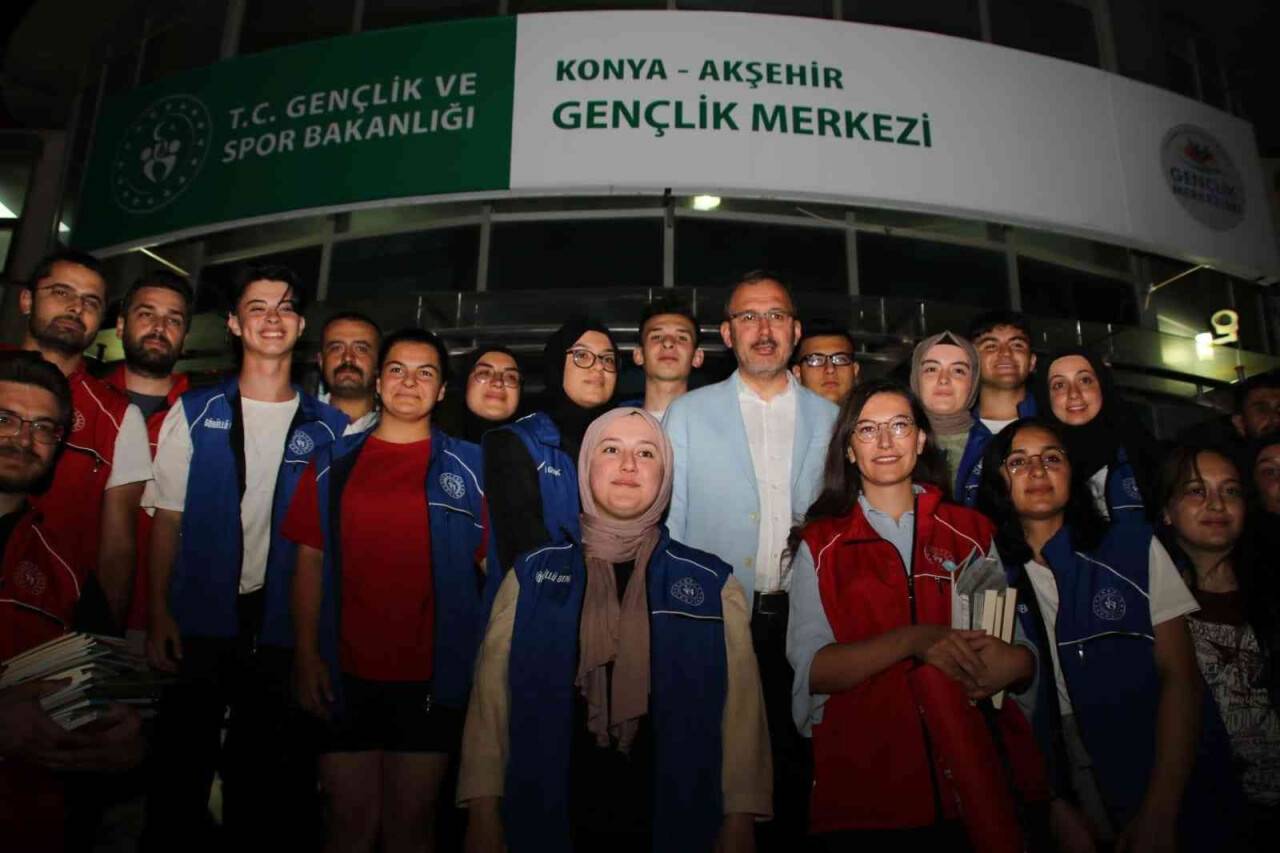 Bakan Kasapoğlu Akşehir’de incelemelerde bulundu