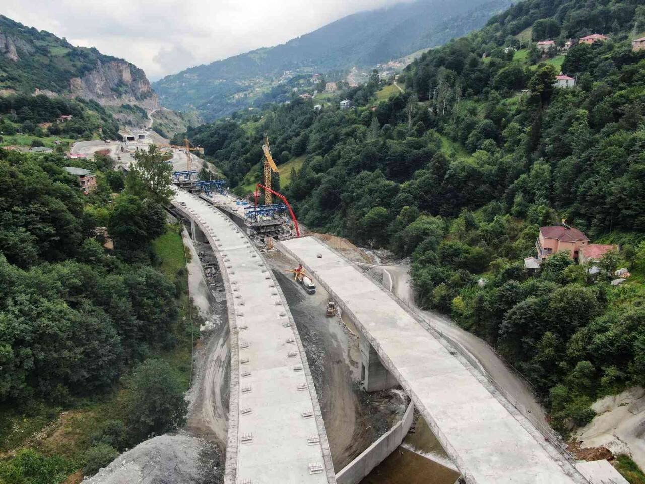Yeni Zigana Tüneli’nin inşaatında sona geliniyor
