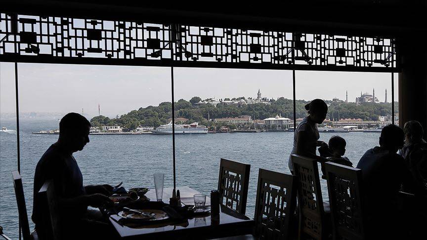 Yerli turistin yurt içi seyahat harcamaları yüzde 100 arttı