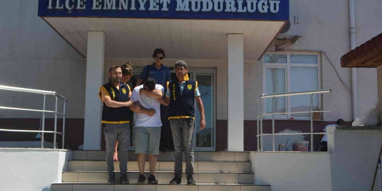 Yaşlı kadının evinden ziynet eşyalarını çalan hırsızlar polisten kaçamadı