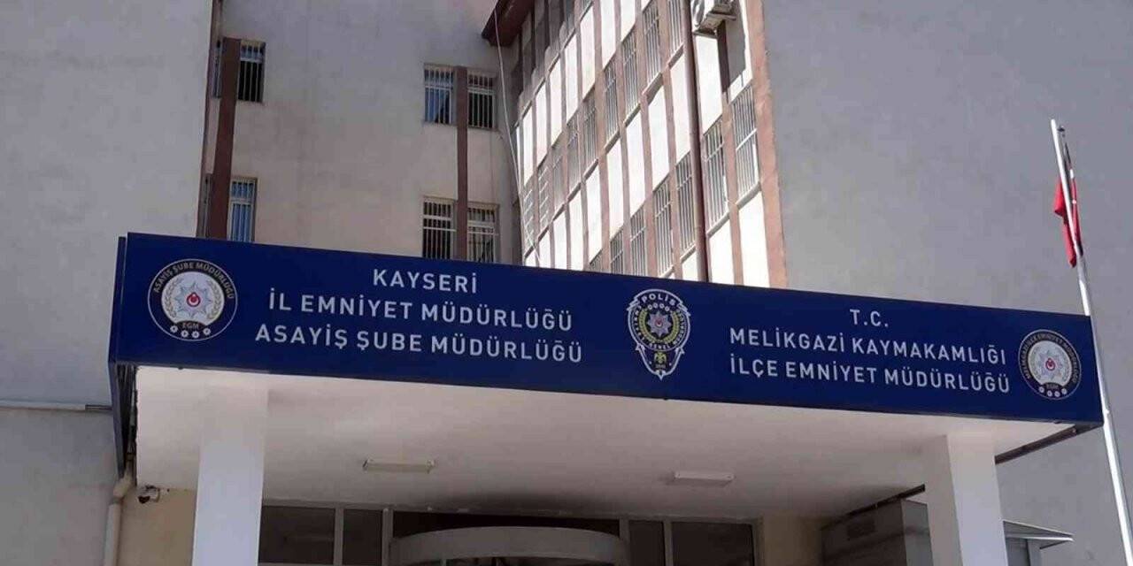 Sahte altınlarla alışveriş yapan şahıslar yakalandı