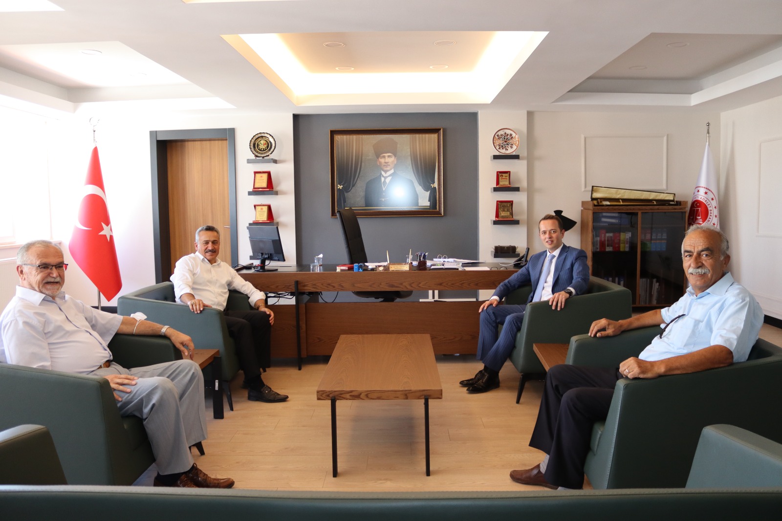 Başkan Mehmet Tutal'dan, Seydişehir Cumhuriyet Başsavcısı Özkubat'a hayırlı olsun ziyareti