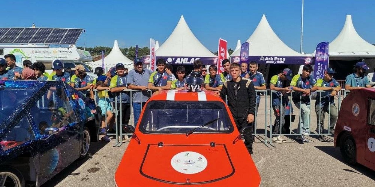 Lise öğrencilerinin tasarladığı elektrikli araçlar TEKNOFEST sergisine katılmaya hak kazandı