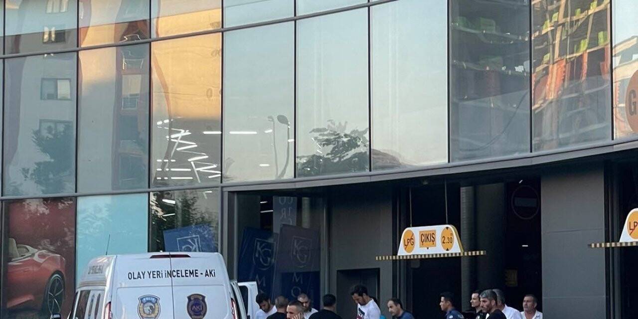 Esenyurt’ta iş yerini bastı canından oldu