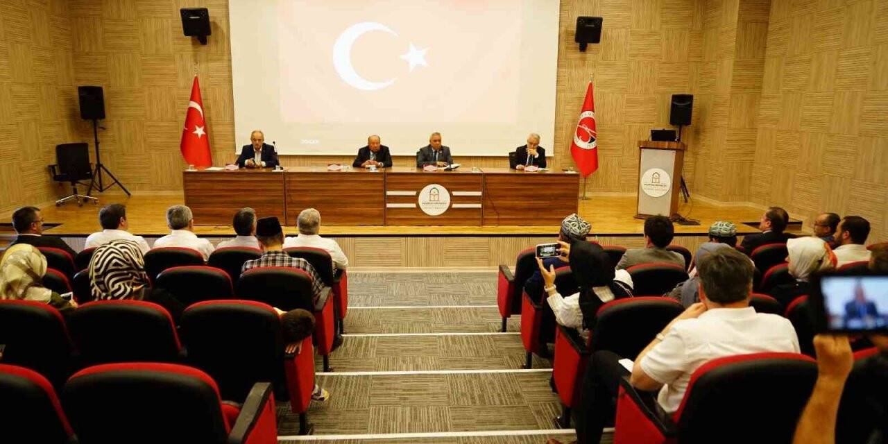 15 Temmuz darbe girişiminin dini ve toplumsal boyutları incelendi