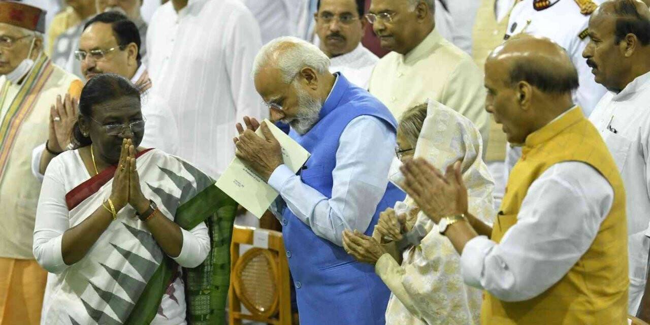 Hindistan’ın 15. Cumhurbaşkanı Murmu, yemin ederek göreve başladı