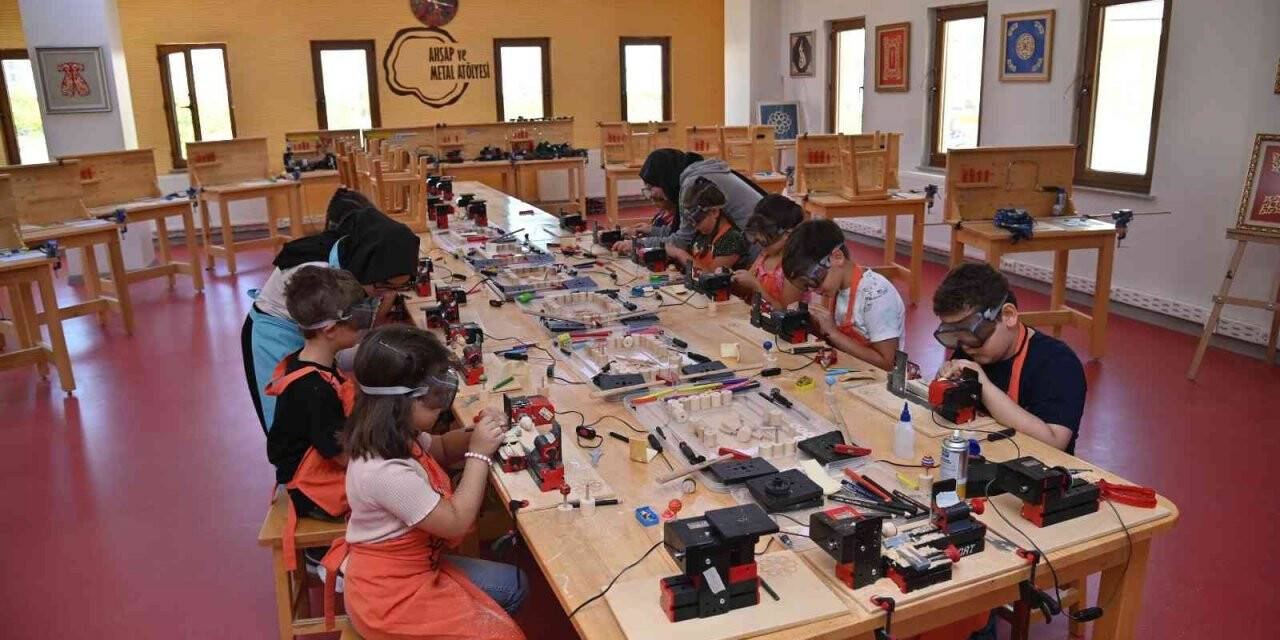 Sanat Tasarım Atölyesi Yaz Kursları devam ediyor