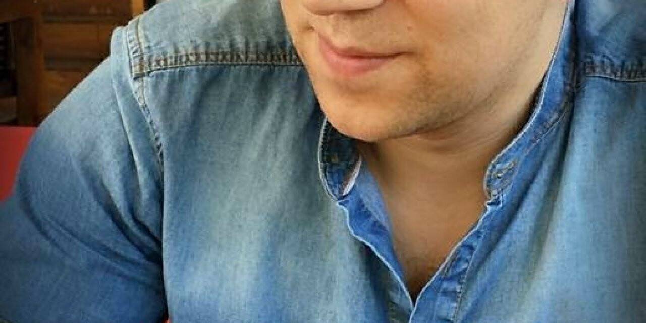 Motor sürücüsü kazada hayatını kaybetti