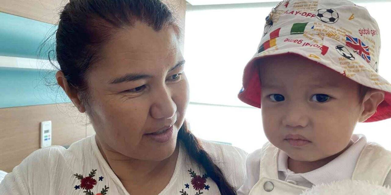 Yemek borusuz ve anüssüz doğan bebek Türkiye’de şifa buldu