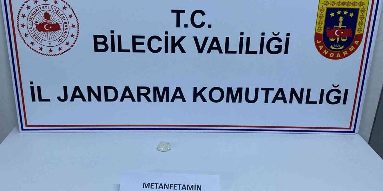 Şüpheli araçta 18 gram metamfetamin ele geçirildi