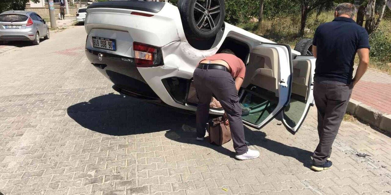 Kaçtığı polisler kaza yapınca imdadına yetişti