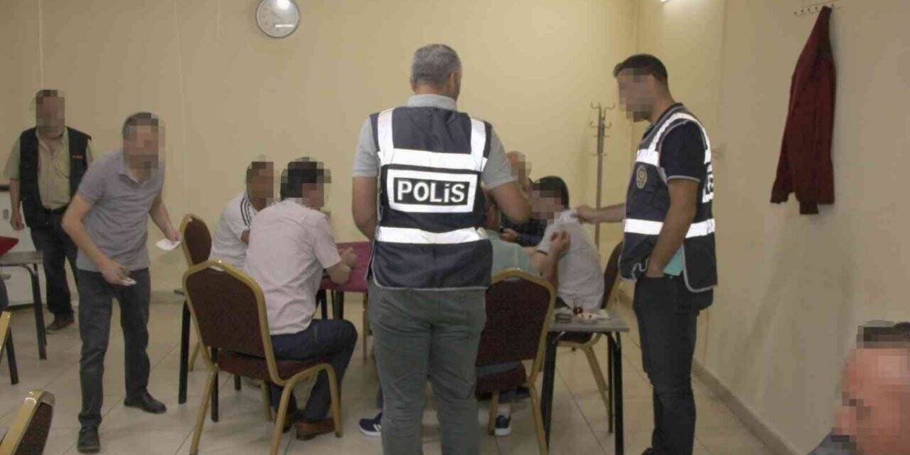 Nevşehir polisinden eş zamanlı uygulama