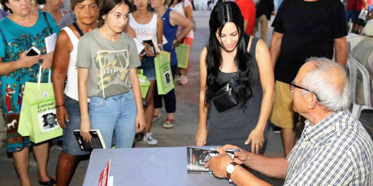 Burhaniye Kitap Fuarı açılışa hazırlanıyor