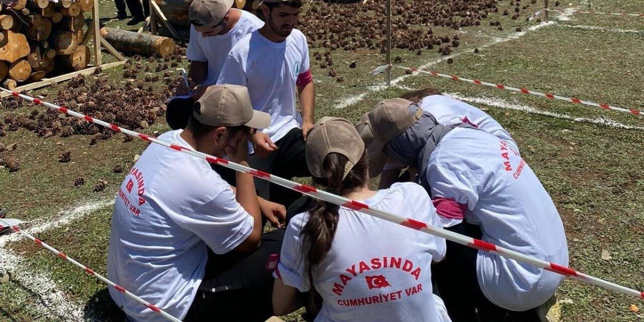Öğrenciler zoru başarıp ikinci oldu
