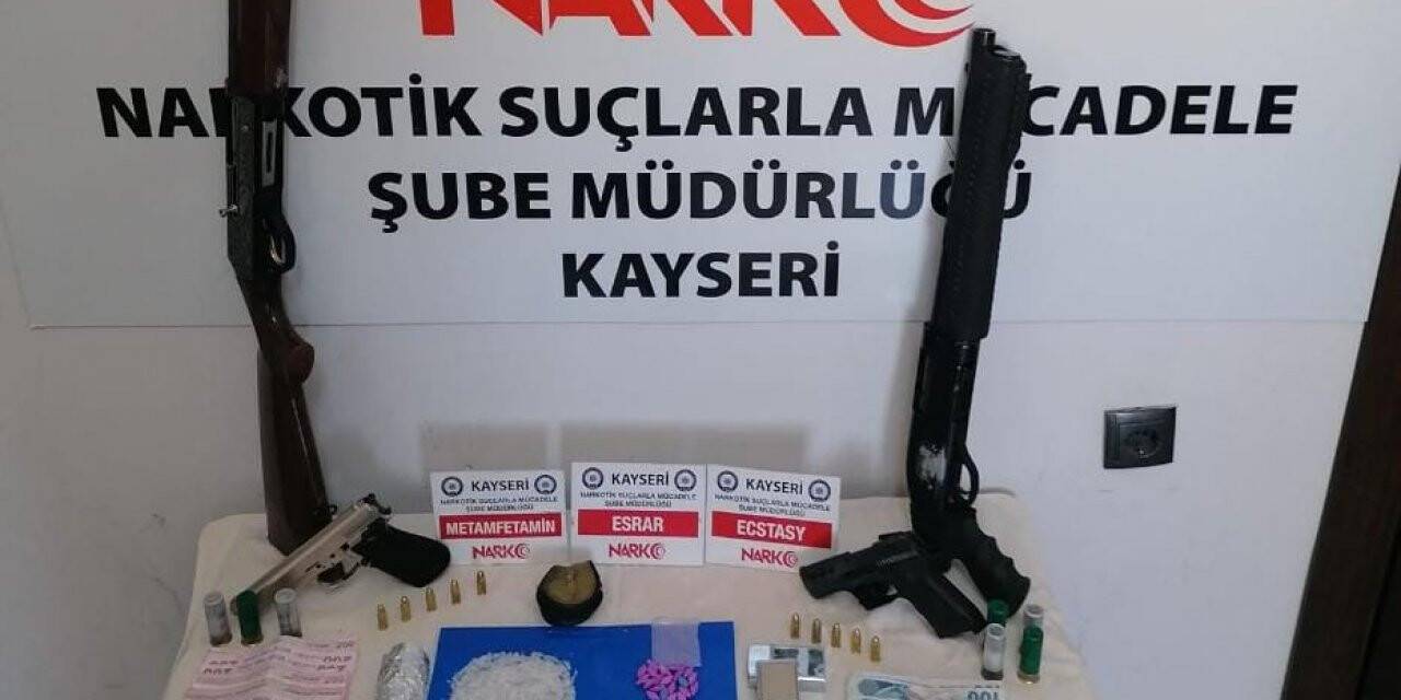 Kayseri’de uyuşturucu tacirlerine operasyon: 15 şüpheliye işlem yapıldı