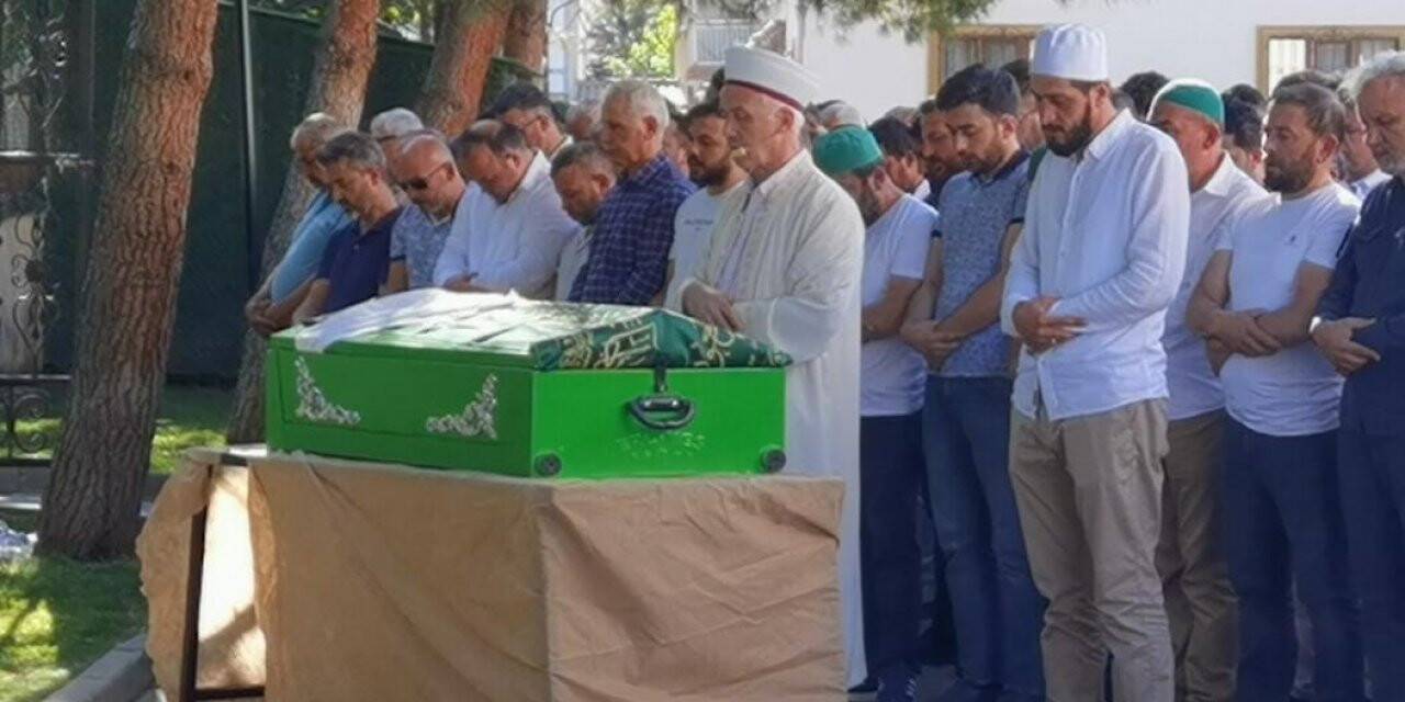 4 yaşındaki Ahsen gözyaşları arasında toprağa verildi