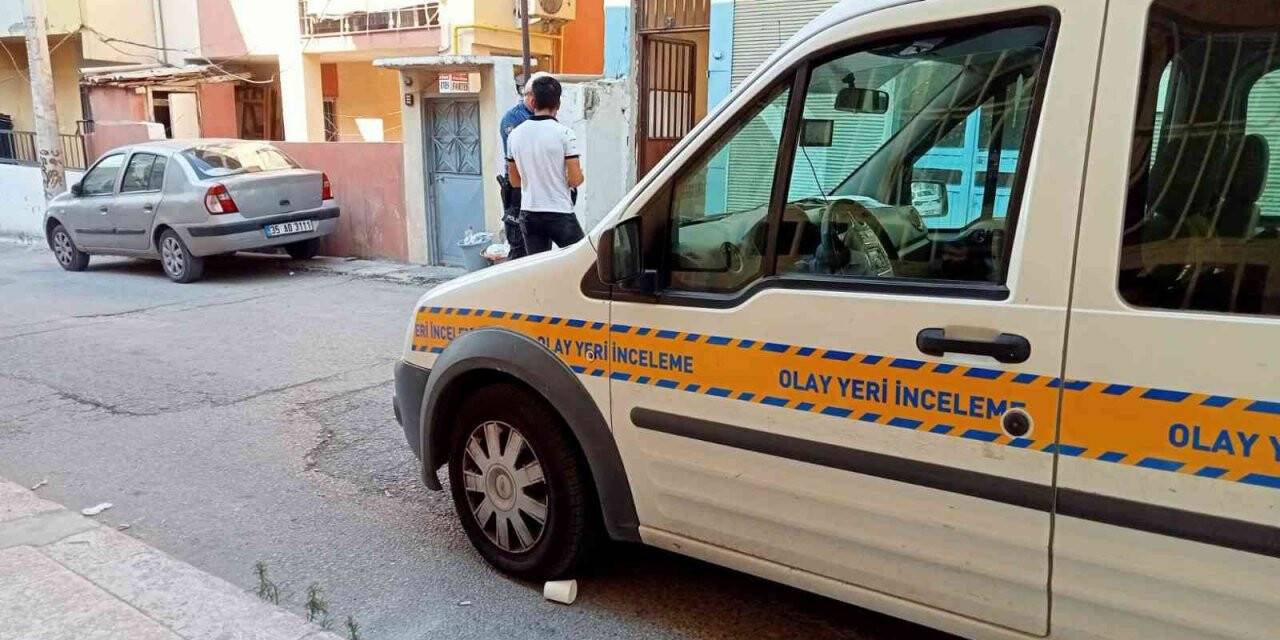 İzmir’de karısıyla ilişkisi olduğunu düşündüğü genci öldüren zanlı tutuklandı