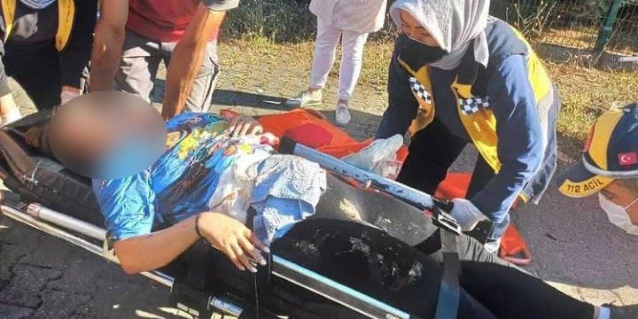 Eski erkek arkadaşı tarafından sokak ortasında bıçaklandı