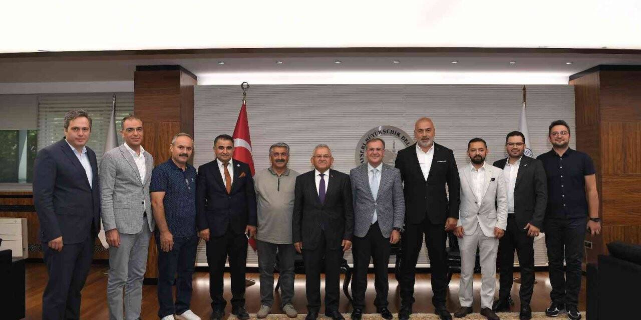 Başkan Büyükkılıç’a Avrupa’daki Kayserililerden “teşekkür” ziyareti