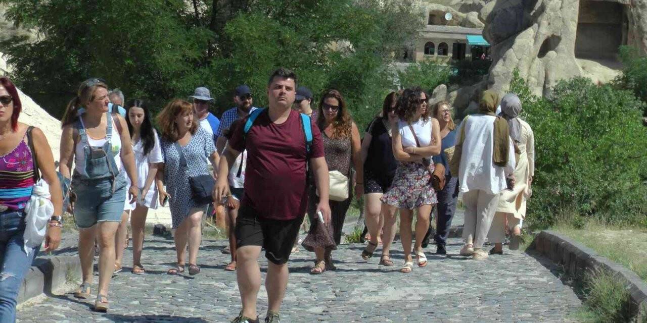 Kapadokya’da turizmciler pandemi kısıtlamalarına dönmek istemiyor