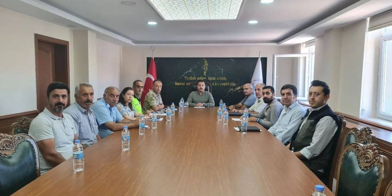 Hozat’ta orman yangınlarıyla mücadele toplantısı