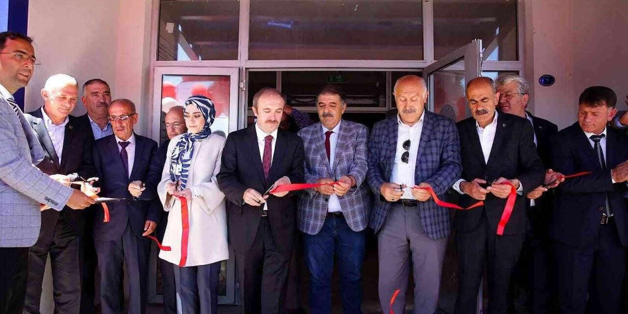 Demirözü İlçe Entegre Hastanesi hizmete açıldı