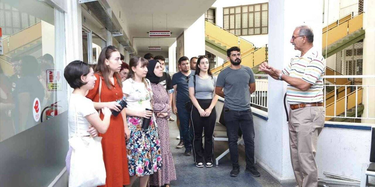 Efeler Belediyesi, ADÜ Tıp Fakültesi öğrencilerini ağırladı