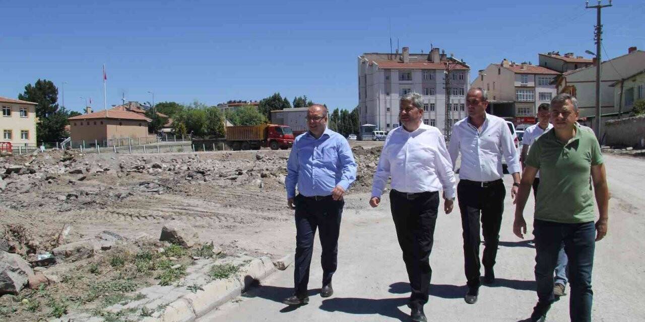 Bünyan’da pazaryeri ve terminal yapımı için altyapı çalışmaları başladı