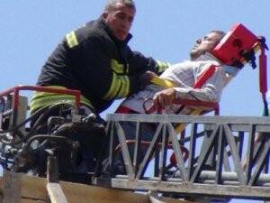 Aksaray'da Üzerlerine İnşaat Malzemeleri Düşen 3 İşçi Yaralandı