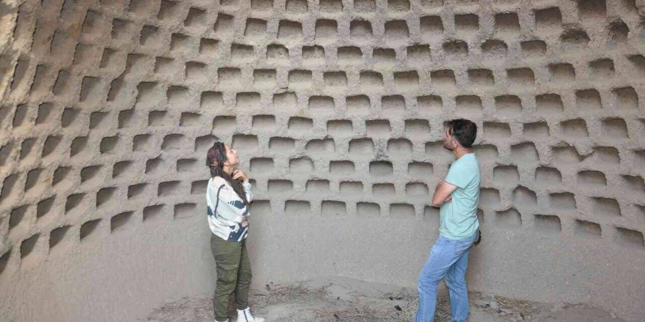 Ani’nin gizemli yüzü “güvercinlikler”, görenleri hayran bırakıyor