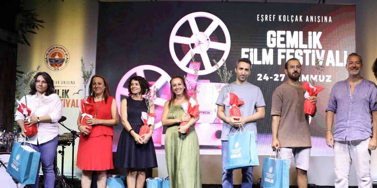 Gemlik Film Festivali’nde ödül gecesi