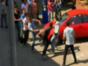 Yol Verme Kavgası: 3 Yaralı