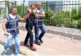 Başörtülü Öğretmeni Darp Eden Zanlı Yakalandı