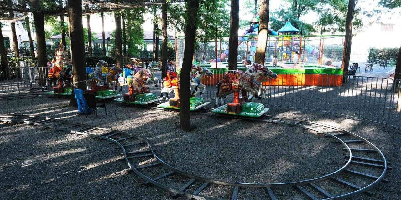 Büyükşehir bir lunaparkı daha hizmete açtı