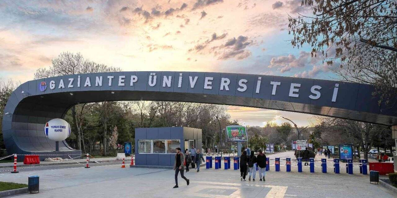 Rektör Özaydın’dan üniversite adaylarına çağrı