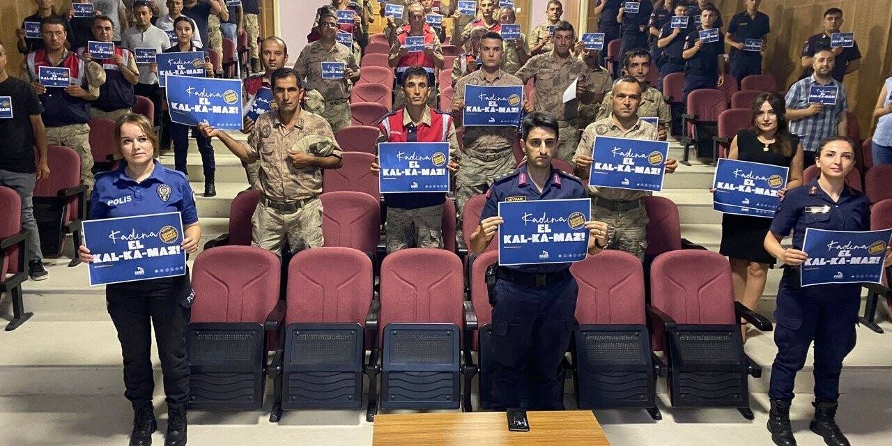Jandarma’dan kadına yönelik şiddete karşı bilgilendirme