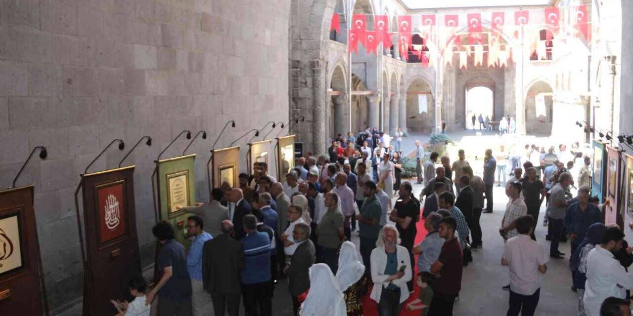 ‘İman Ayetleri Hat Sergisi’ Erzurum’da sanatseverlerle buluştu