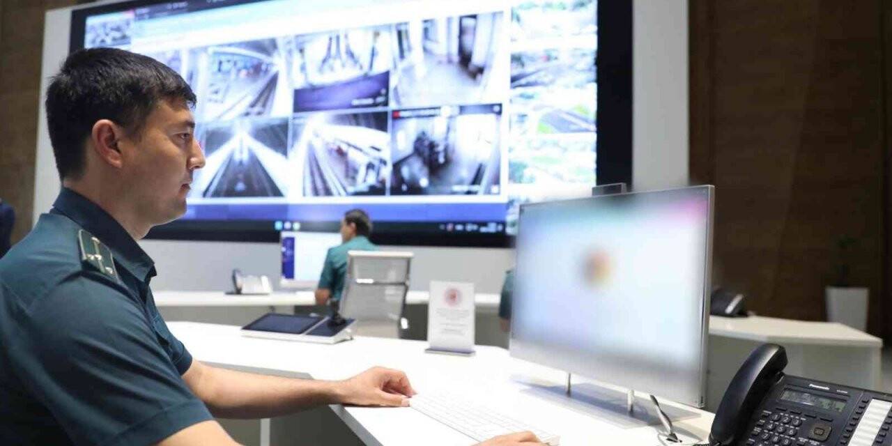 Bakan Soylu, Özbekistan’da Güvenliği Sağlama Merkezi’ni ziyaret etti