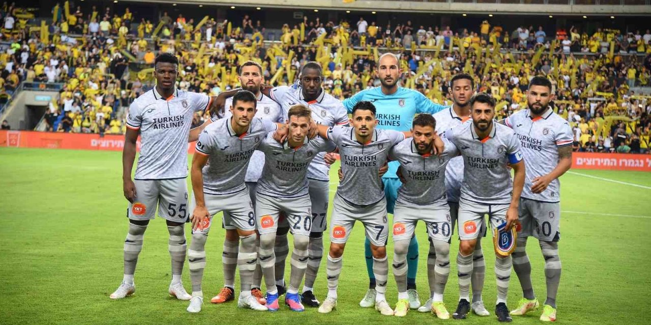 UEFA Avrupa Konferans Ligi: Maccabi Netanya: 0 - Medipol Başakşehir: 1 (İlk yarı)