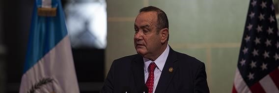 Guatemala Cumhurbaşkanı Alejandro Giammattei'ye silahlı saldırı düzenlendi