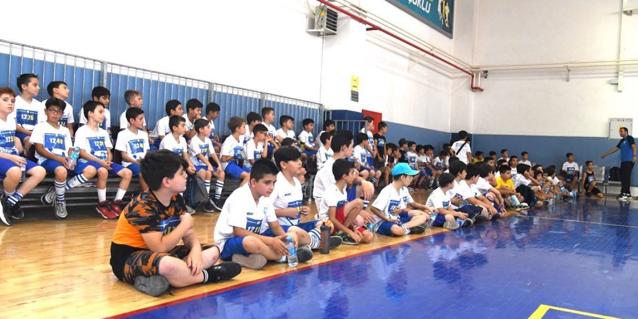 Selçuklu Belediyespor'un basketbol seçmelerine 700 öğrenci katıldı