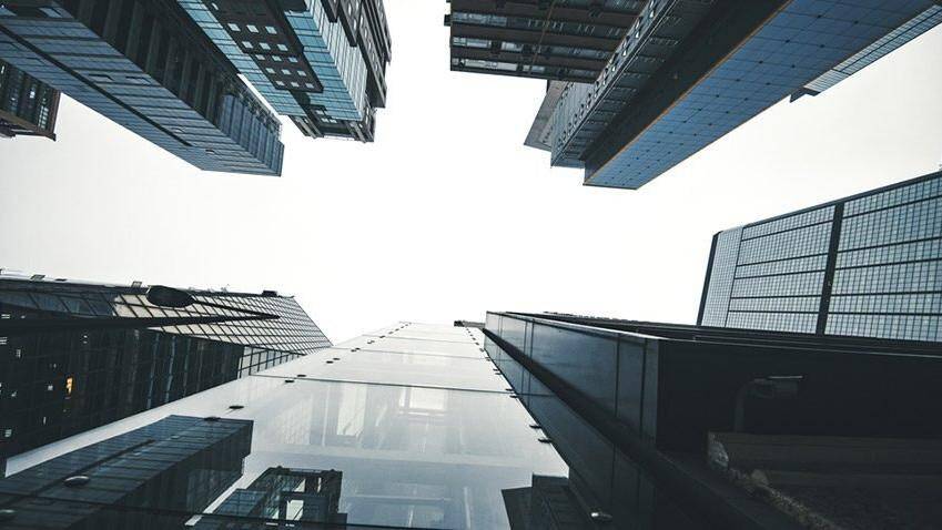 Dev plazalar boş kaldı, yüzde 20’si kullanılmıyor